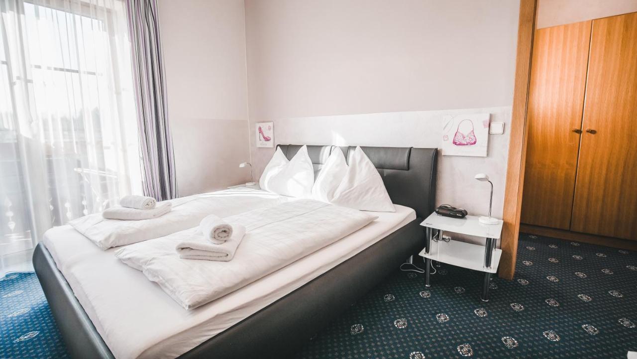 Hotel Karntnerhof Velden By S4Y Velden am Wörthersee Kültér fotó